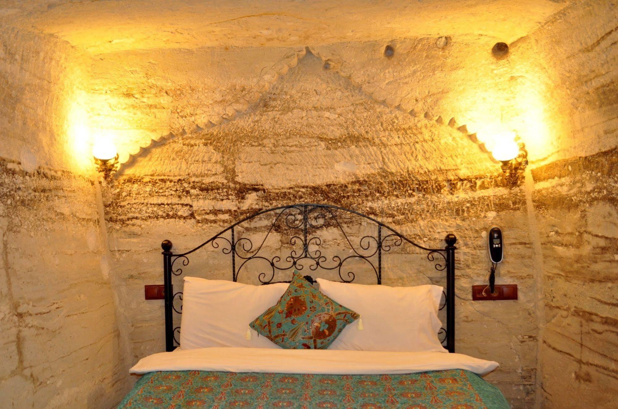 Cappadocia Hills Cave Hotel Гьореме Екстериор снимка